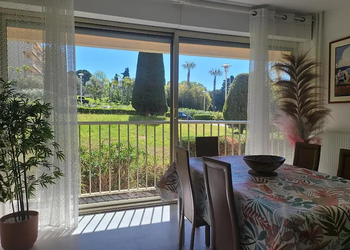 Eden Park T3 Apartment *